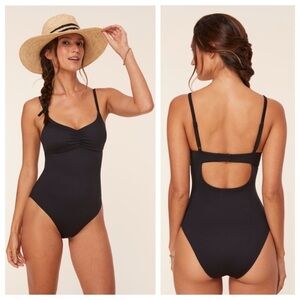 NEW NWT Andie The Symi Ruched One Piece Bathing Suit Swimsuit Eco Nylon in Black